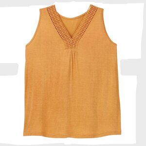 Masseys M Honey Crochet V-Neck Tank Top